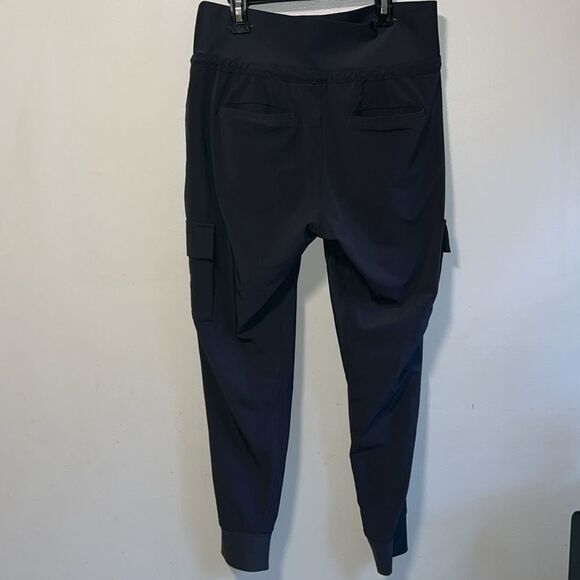 EXCELLENT CONDITION WOMEN’S SIZE 4 ATHLETA SUTTON CARGO JOGGERS - Picture 8 of 9